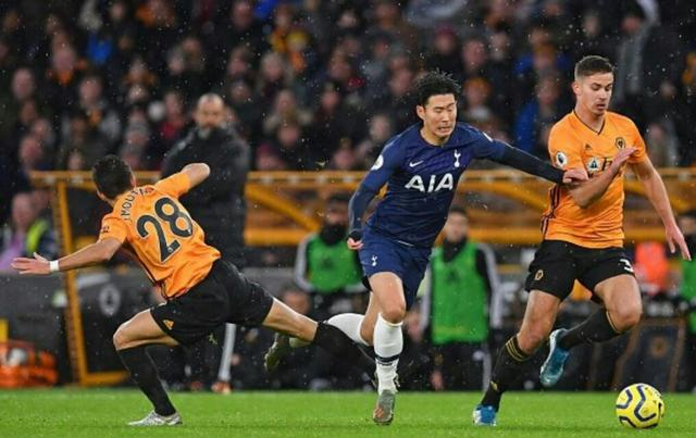 爱游戏体育姑苏战狼队对阵祁连朱雀队，拉力赛联赛爆冷，门将神扑救主——豪门底蕴再次显现的简单介绍