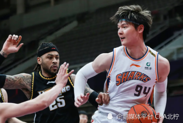 娱乐官方网站关键时刻辽宁本钢迎来里程碑加时末段辽宁本钢备战德甲，风云突变广东宏远关键时刻外线爆发瞬间刷屏的简单介绍